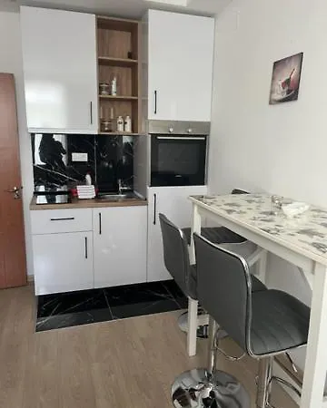 Aparthotel Bulevar Star